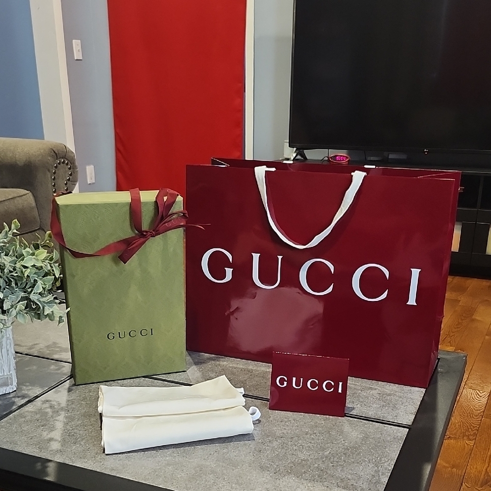Gucci Red and Green Luxury Set